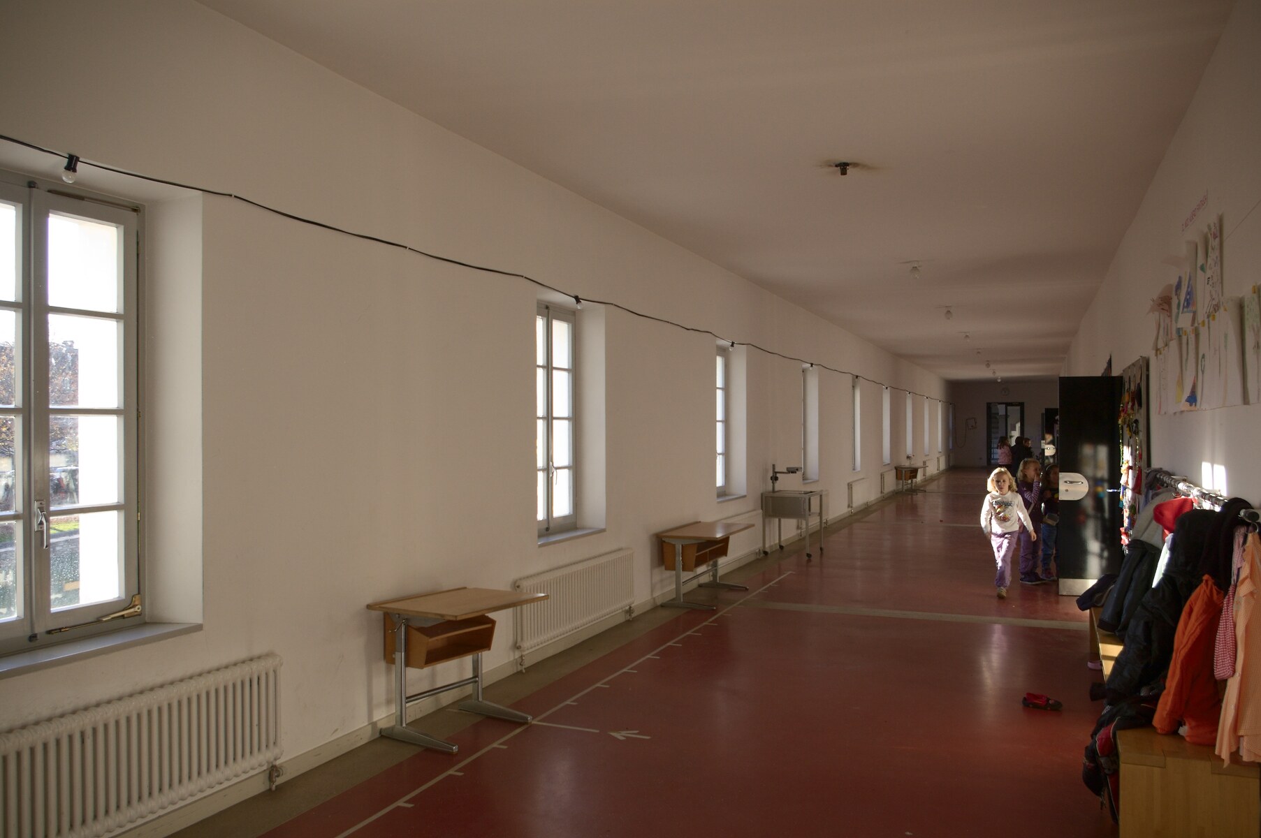 Monte Carasso school corridor
